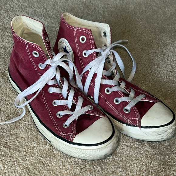 Maroon Hightop Converse - Picture 1 of 6